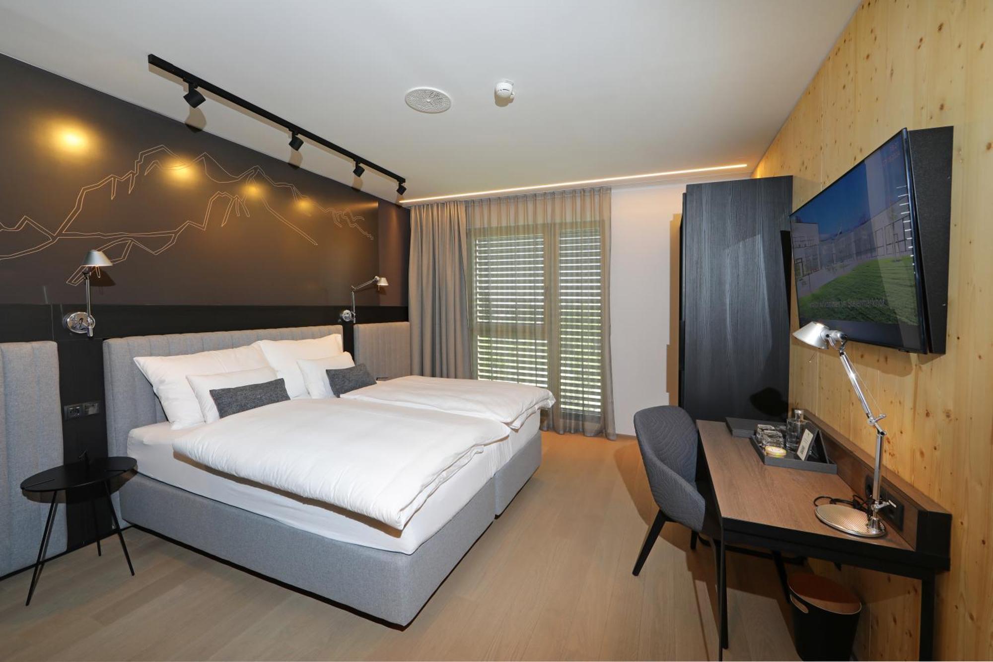 Hotel Steiermarkhof - Aus Holz Gebaut, Von Huegeln Gekuesst 4*