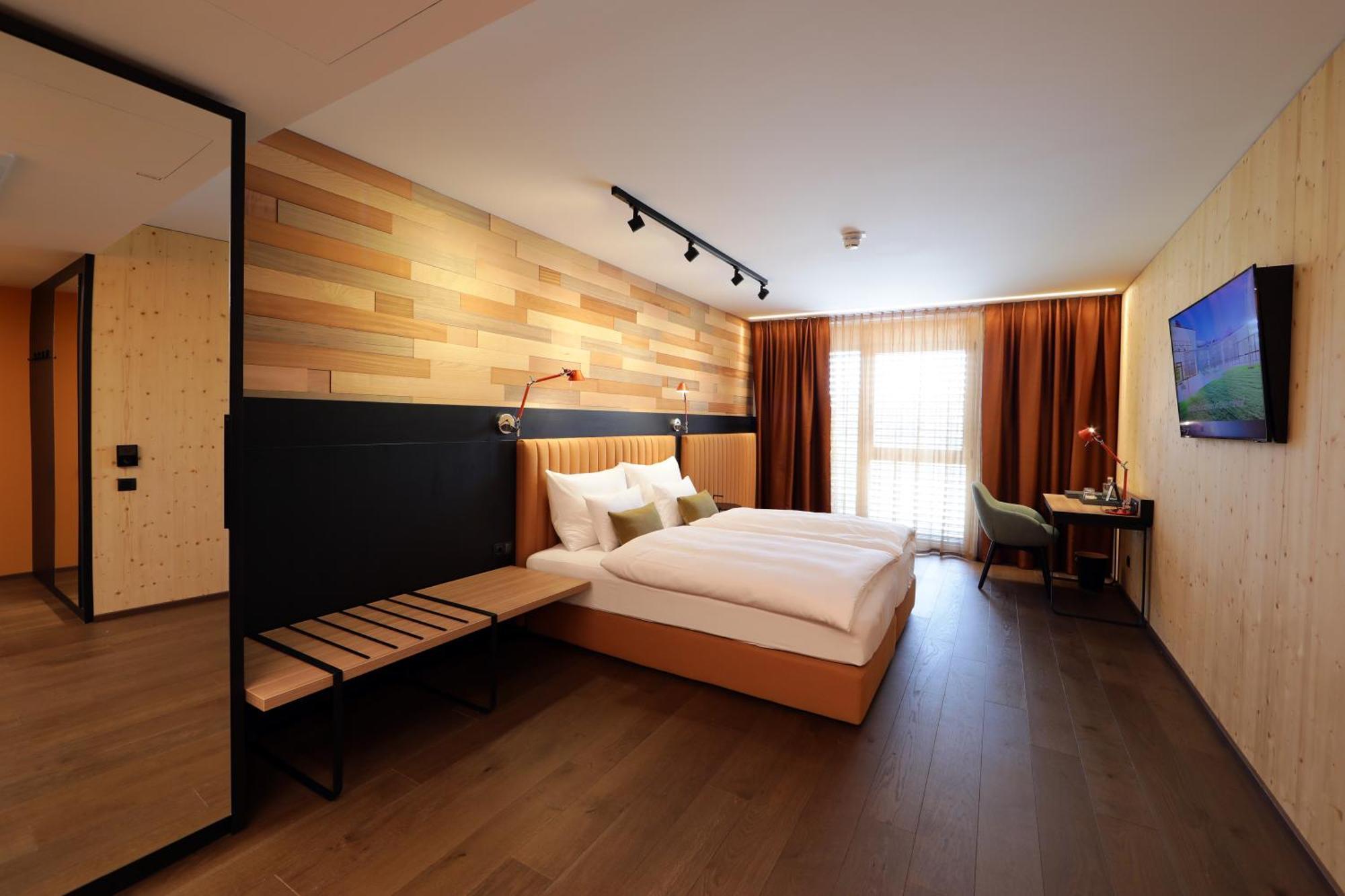Hotel Steiermarkhof - Aus Holz Gebaut, Von Huegeln Gekuesst