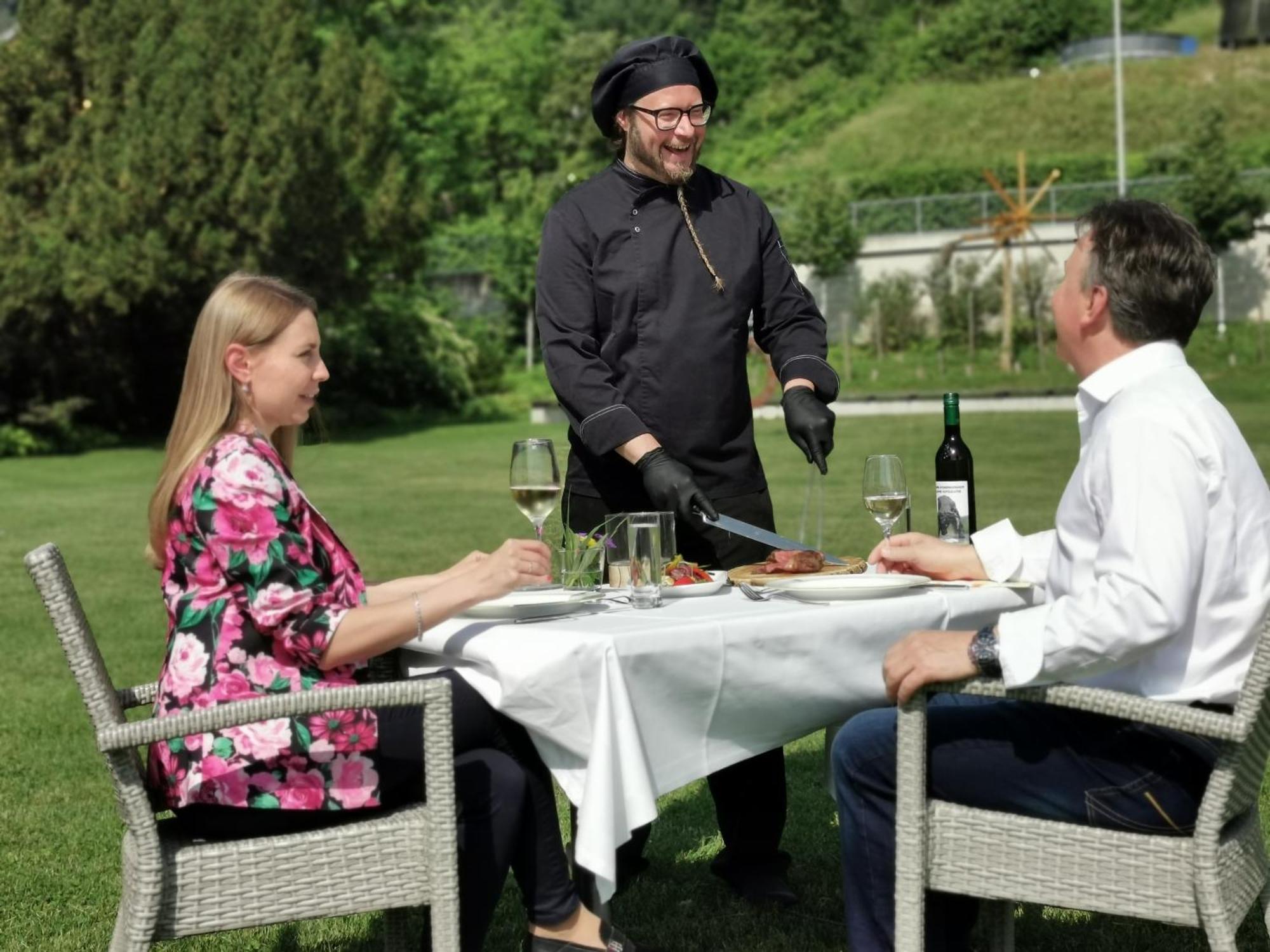 Steiermarkhof - Aus Holz Gebaut, Von Huegeln Gekuesst Hotel